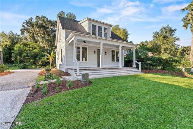 2206 National Street, Beaufort, SC 29902