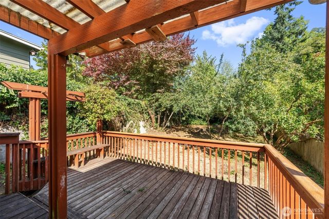 1718 NE 88th Street, Seattle, WA 98115