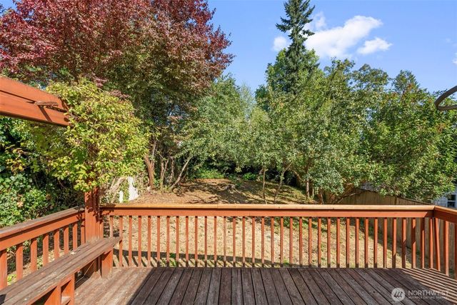 1718 NE 88th Street, Seattle, WA 98115