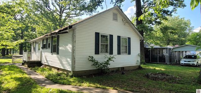 752 H C Mathis Drive, Paducah, KY 42001