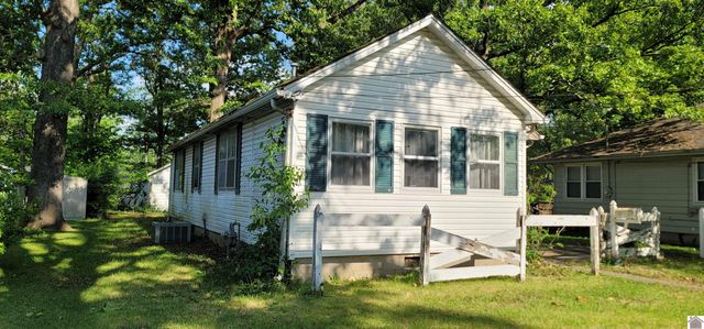 752 H C Mathis Drive, Paducah, KY 42001