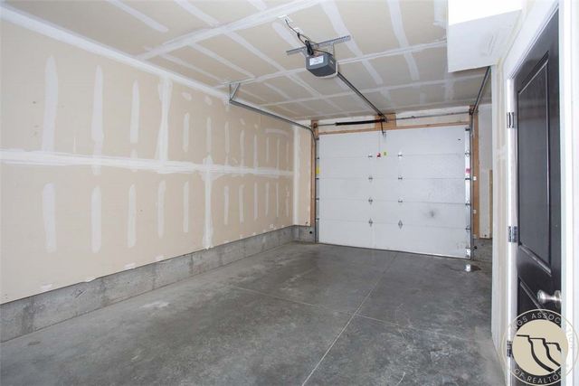 1904 Songbird Drive, Billings, MT 59101