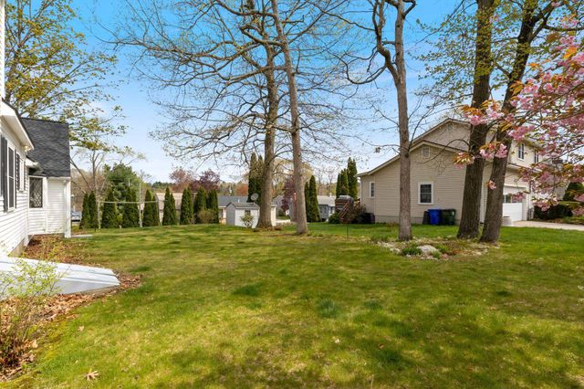 633 Fairfield Street, Manchester, NH 03104