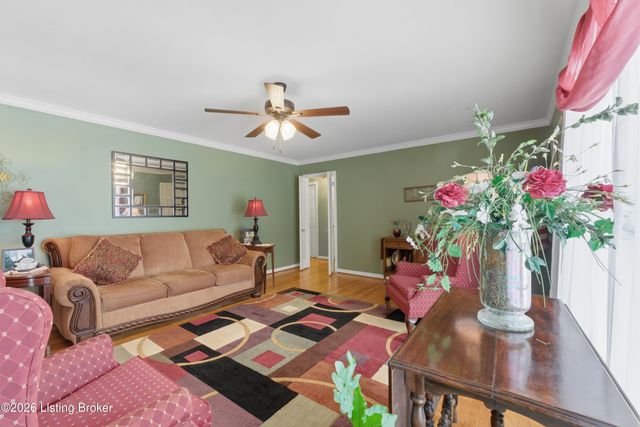 2103 Ann Marie Dr, Jeffersontown, KY 40299