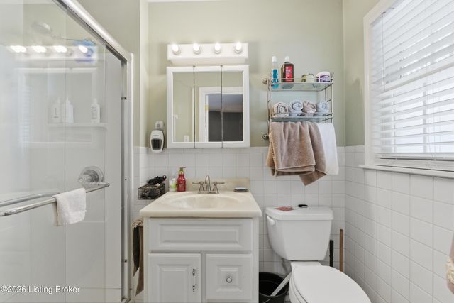 2103 Ann Marie Dr, Jeffersontown, KY 40299