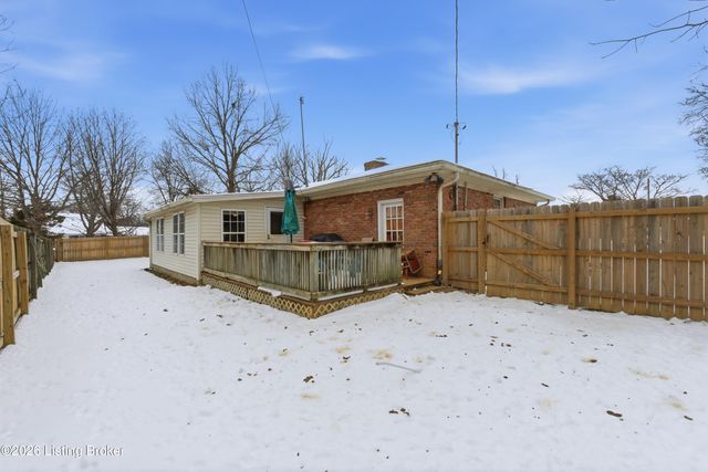 2103 Ann Marie Dr, Jeffersontown, KY 40299