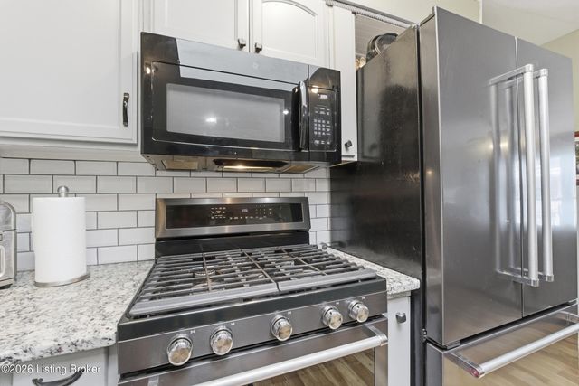 2103 Ann Marie Dr, Jeffersontown, KY 40299