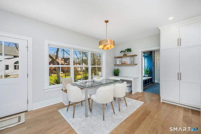 32 Relihan Road, Darien, CT 06820