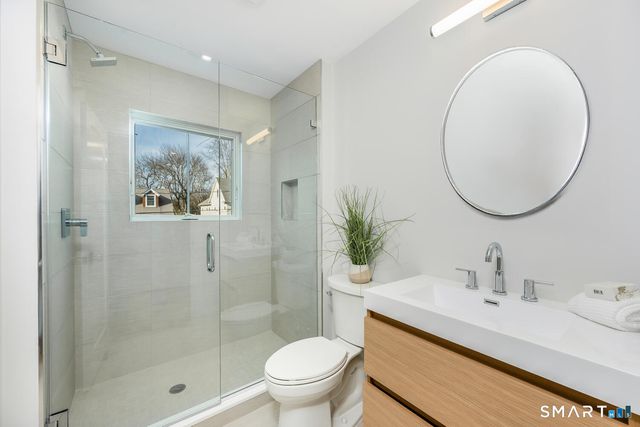 32 Relihan Road, Darien, CT 06820