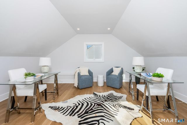 32 Relihan Road, Darien, CT 06820