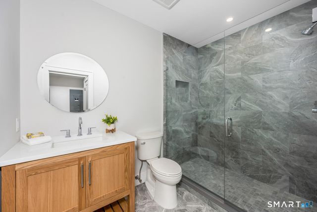 32 Relihan Road, Darien, CT 06820