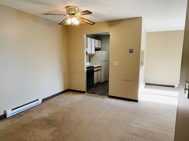 130 Eastern Ave Apt 103, Manchester, NH 03104