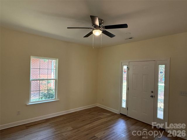 7045 Somerset Springs Drive F, Charlotte, NC 28262