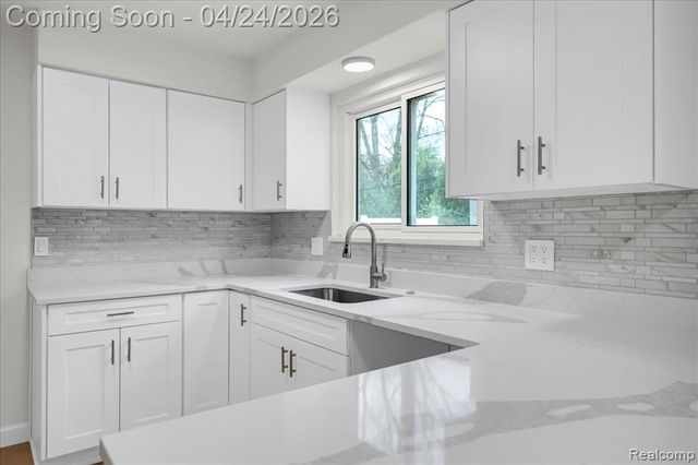 30149 Buckingham Street, Livonia, MI 48154