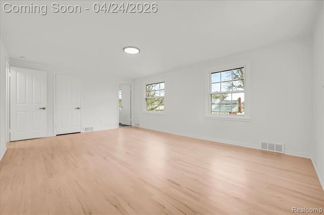 30149 Buckingham Street, Livonia, MI 48154