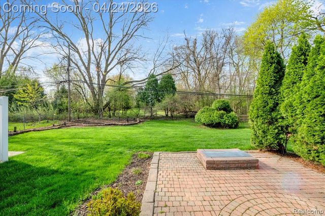 30149 Buckingham Street, Livonia, MI 48154