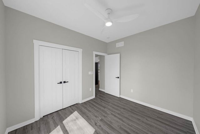 407 Vine Street, Cambridge, IA 50046