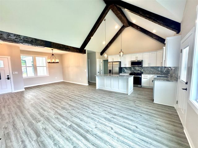 407 Vine Street, Cambridge, IA 50046