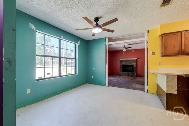 26 Albion Street, Savannah, GA 31408