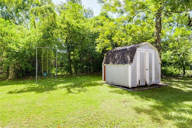 26 Albion Street, Savannah, GA 31408