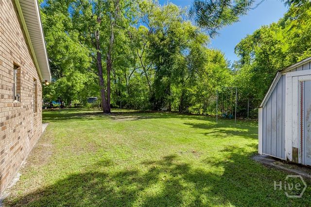 26 Albion Street, Savannah, GA 31408