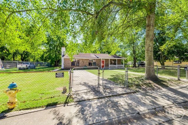 26 Albion Street, Savannah, GA 31408