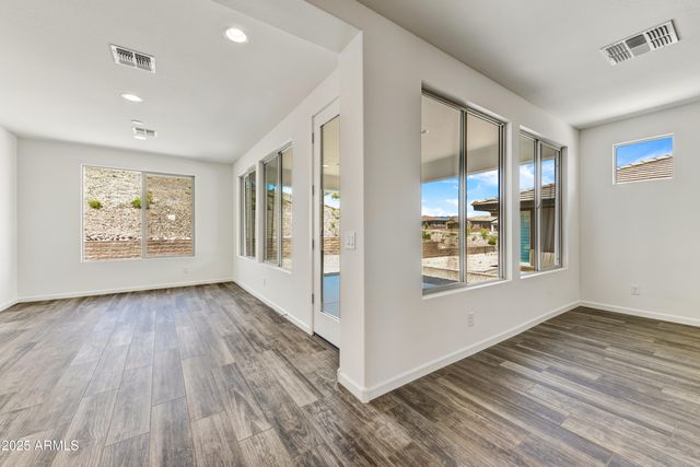 4052 FENCE POST Way, Wickenburg, AZ 85390