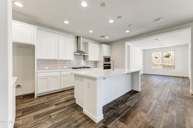 4052 FENCE POST Way, Wickenburg, AZ 85390