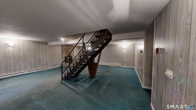 245 Chestnut Hill Avenue, Waterbury, CT 06704