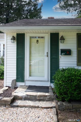 47 Maple Avenue, Old Saybrook, CT 06475