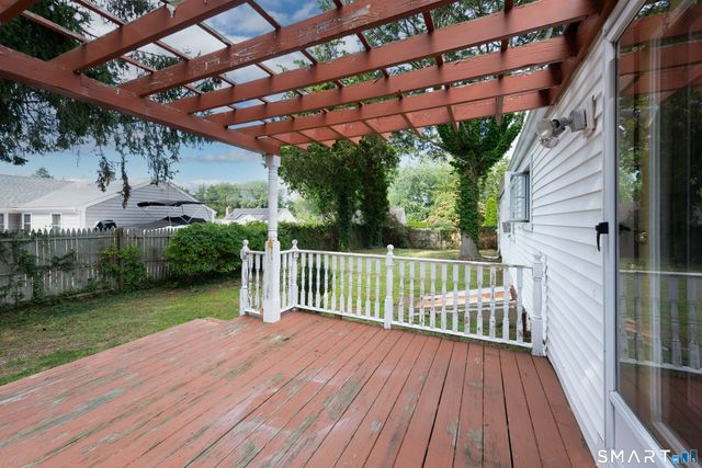47 Maple Avenue, Old Saybrook, CT 06475