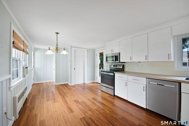 47 Maple Avenue, Old Saybrook, CT 06475