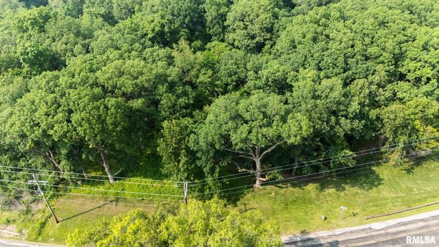 3041 ZION OAKS Road, Pekin, IL 61554