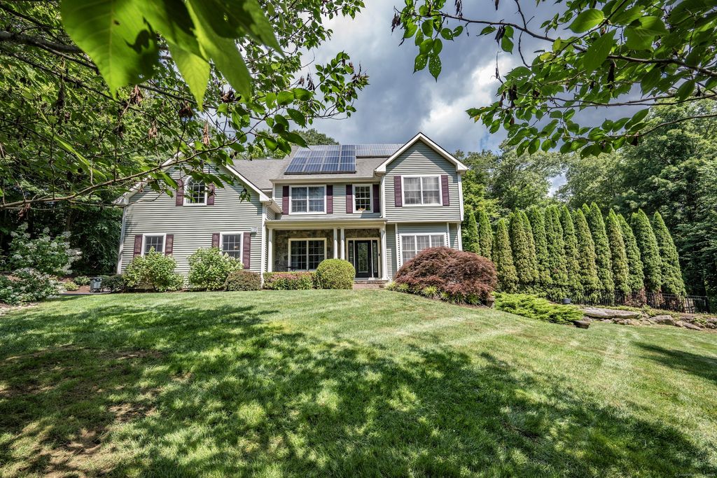 16 Devonshire Lane, Haddam, CT 06441