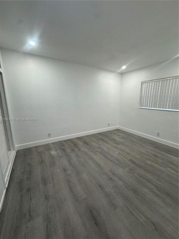 1633 NW 8th Ave 1, Fort Lauderdale, FL 33311