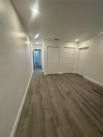 1633 NW 8th Ave 1, Fort Lauderdale, FL 33311