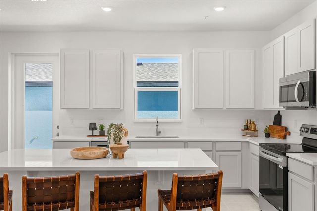 710 BLISSFUL GARDENS WAY, Apopka, FL 32703