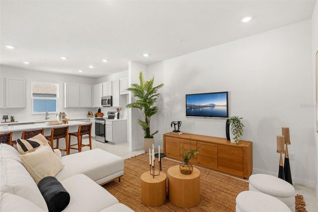 710 BLISSFUL GARDENS WAY, Apopka, FL 32703