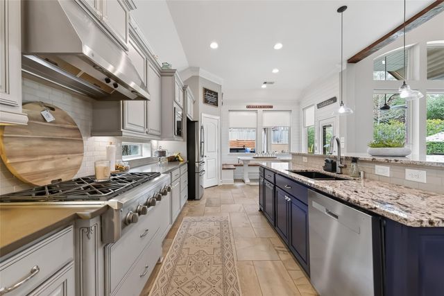 2038 Graystone Hills Drive, Conroe, TX 77304