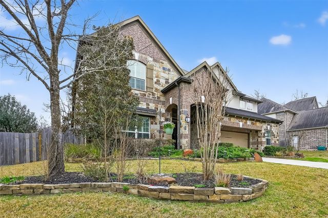 2038 Graystone Hills Drive, Conroe, TX 77304