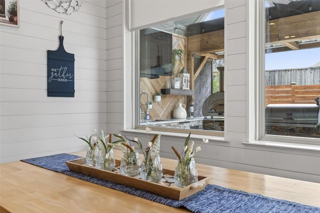 2038 Graystone Hills Drive, Conroe, TX 77304