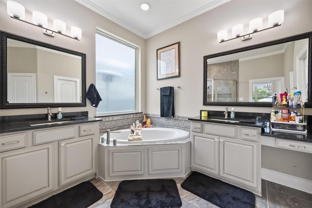 2038 Graystone Hills Drive, Conroe, TX 77304