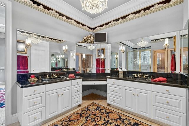 4811 Ocean Dr, Corpus Christi, TX 78412