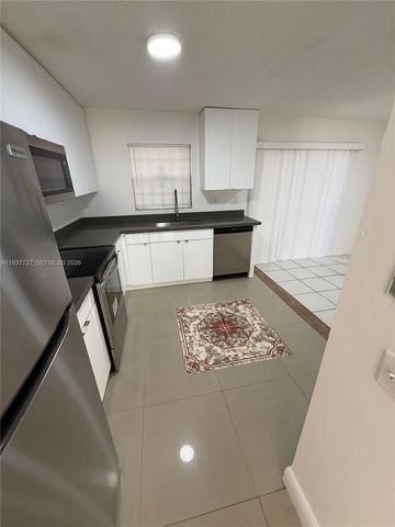 5817 Blueberry Ct 92, Lauderhill, FL 33313