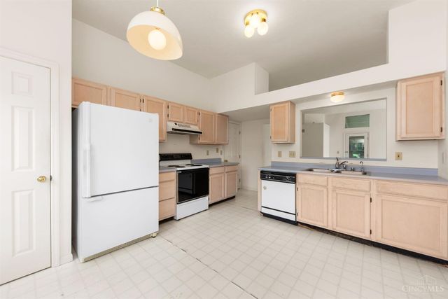 1182 McGuffey Lane, Union Twp, OH 45103