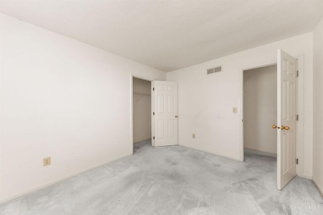 1182 McGuffey Lane, Union Twp, OH 45103