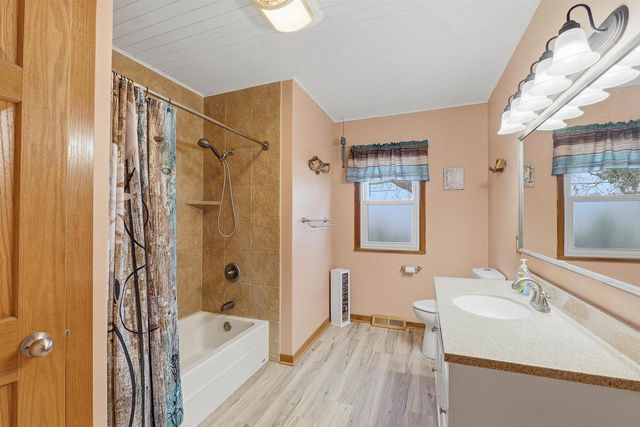 206 N Depot Street, Fox Lake, WI 53933