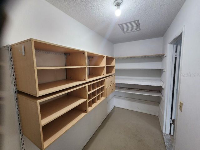 798 E 11TH AVENUE, New Smyrna Beach, FL 32169