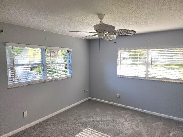 798 E 11TH AVENUE, New Smyrna Beach, FL 32169