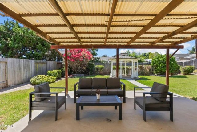 207 Gorrion Avenue, Ventura, CA 93004